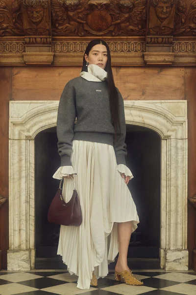 Look 10